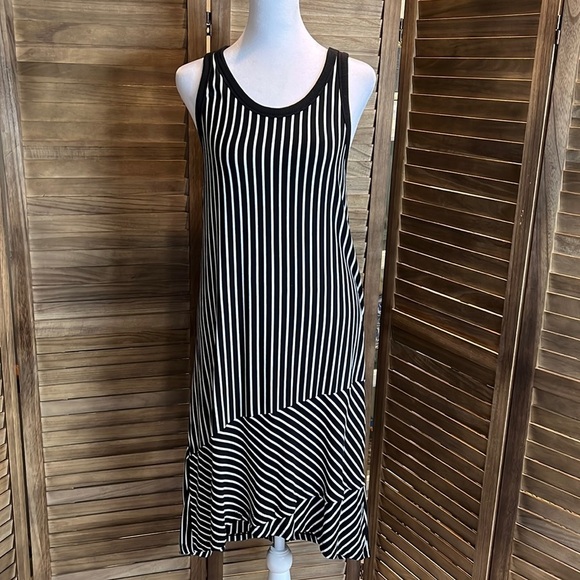 Cabi ATC Wink Dress - Picture 1 of 10